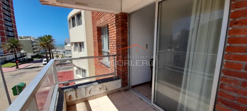 Apartamento en venta y alquiler anual con cochera en Punta del Este, Península · Foto 3