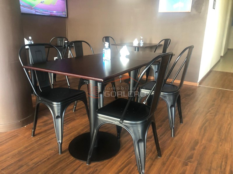 Venta de llave de local comercial al frente de 112 m2 en Península y traspaso de alquiler. · Foto 7