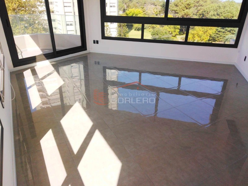 Apartamento a estrenar de 2 dormitorios en venta o alquiler anual - Punta del Este · Foto 3