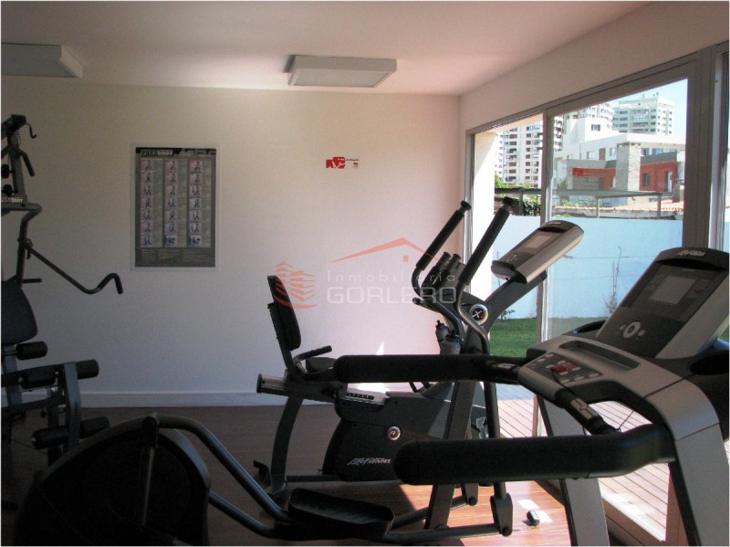 Apartamento en Venta y Alquiler en  Punta del Este, zona brava-mansa · Foto 4