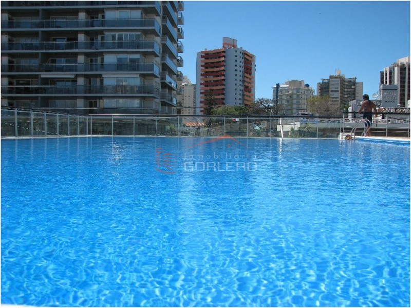 Apartamento en Venta y Alquiler en  Punta del Este, zona brava-mansa · Foto 5