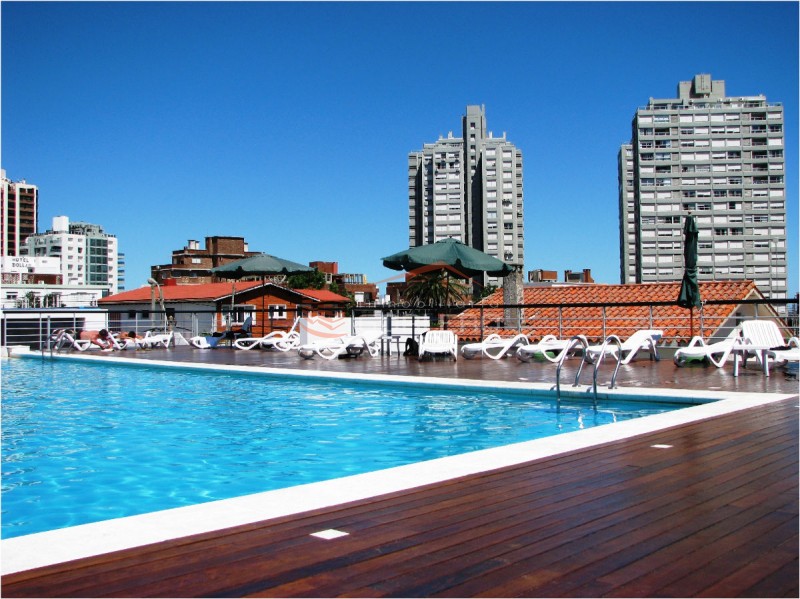 Apartamento en Venta y Alquiler en  Punta del Este, zona brava-mansa · Foto 3