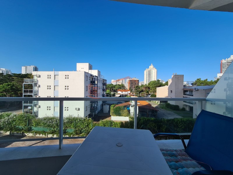 Apartamento en alquiler anual, 1 dormitorio - Brava, Punta del Este · Foto 1