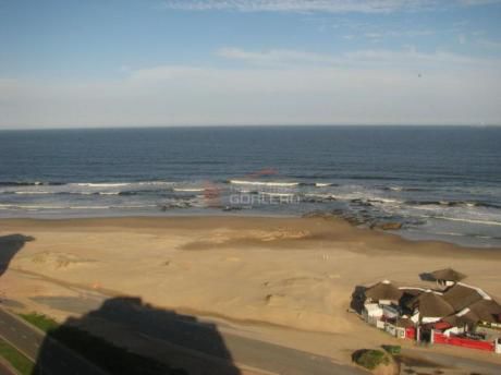 Apartamentos En Playa Brava: Gor10323a