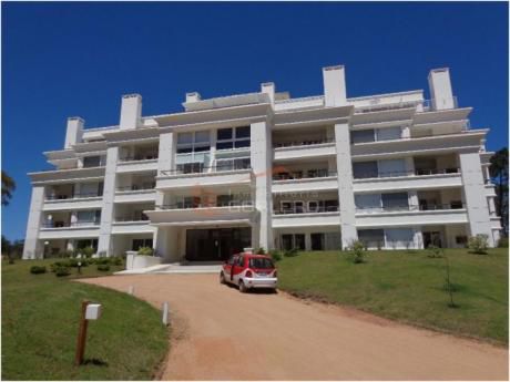 Apartamentos En Solanas: Gor13485a