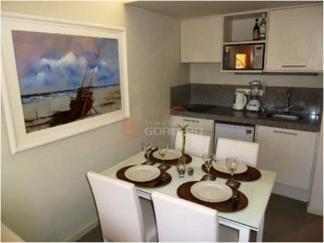 Apartamentos En Playa Brava: Gor15921a