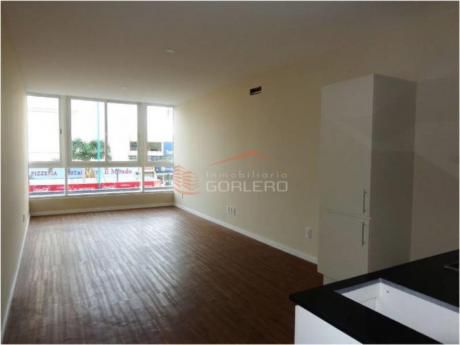 Apartamentos En Península: Gor17060a