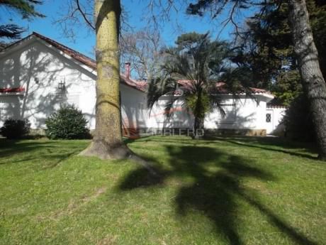Casas En Playa Mansa: Gor17512c