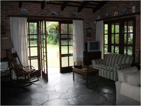 Casas En Playa Mansa: Gor18772c