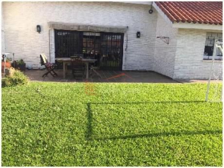 Casas En Playa Mansa: Gor25211c