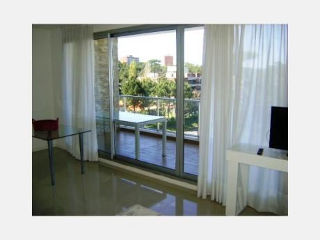 Apartamentos En Playa Mansa