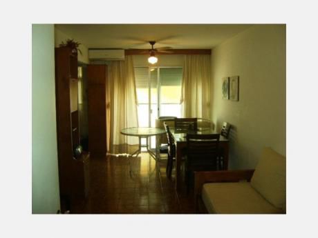 Apartamentos En Playa Brava