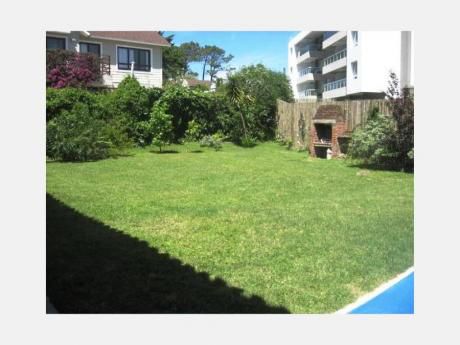 Casas En Aidy Grill