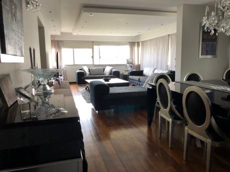 Apartamento De 3 Dormitorios Y Servicio - Amplio Y De Nivel!