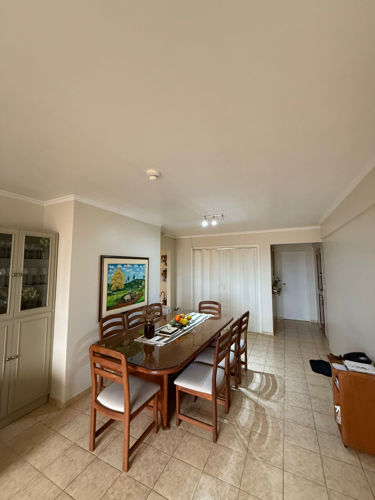 EN VENTA O ALQUILER, DEPARTAMENTO DE 3 DORMITORIOS AMOBLADO Y EQUIPADO — foto 2