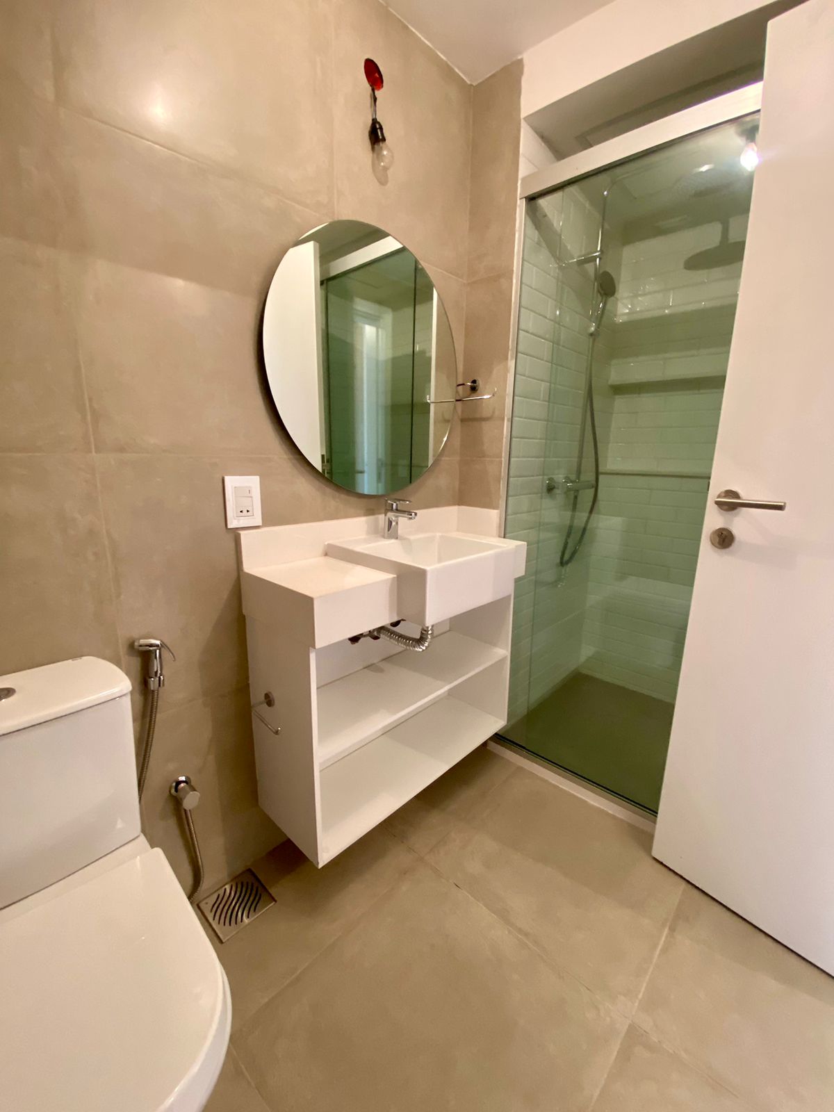 Alquilo Hermoso Dpto A Estrenar De 2 Habit En Suite De 2 Plantas. — foto 3