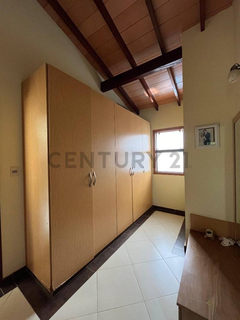 Barrio Las Lomas, vendo casa, a tres cuadras de Casa Rica — foto 3
