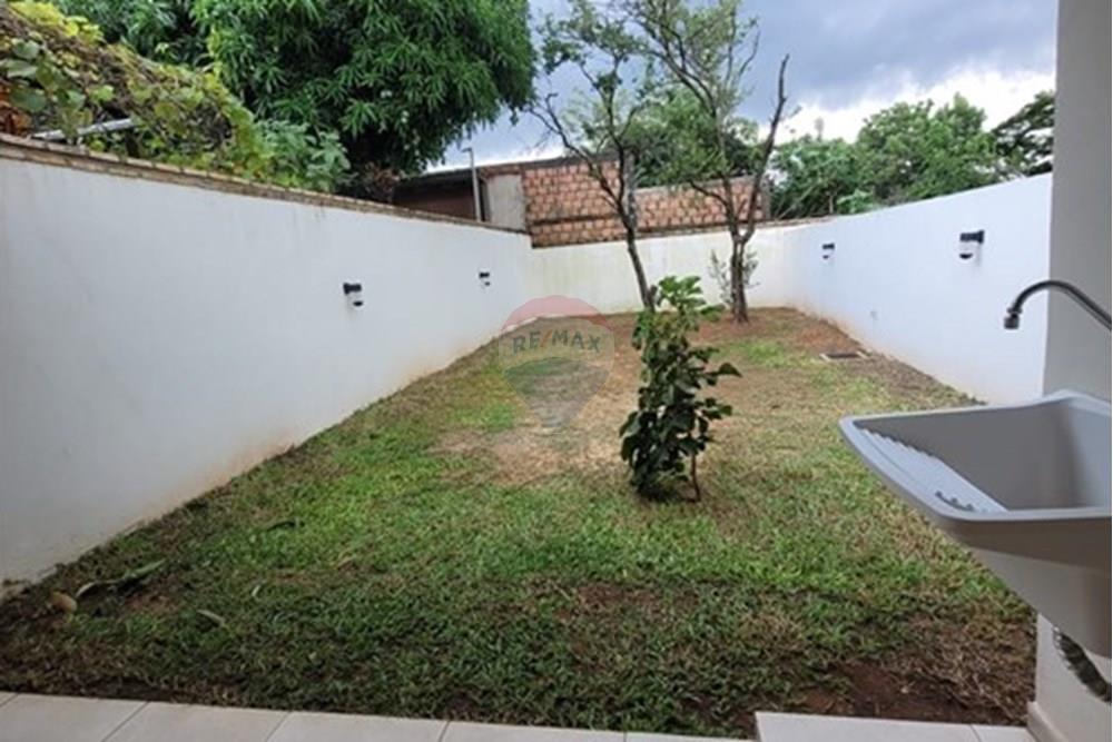 Chalet a estrenar con amplio patio en Capiatá ruta 1 km 23 — foto 3