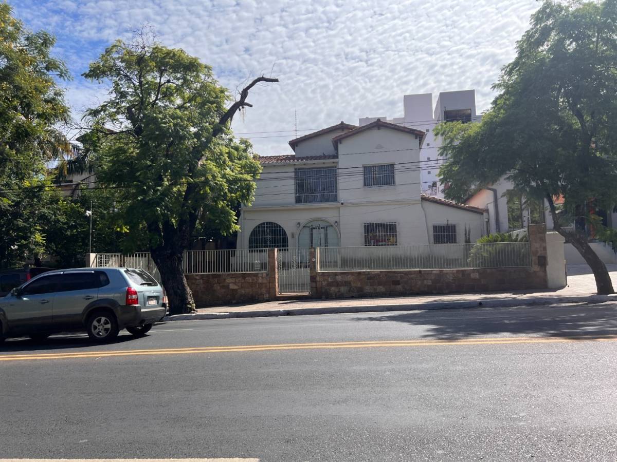 ALQUILO CASA SOBRE MCAL LOPEZ — foto 3