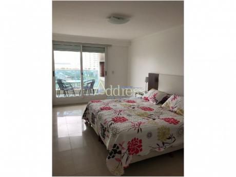 Apartamentos En Playa Mansa