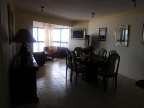 Apartamentos En Playa Brava: Zda1632a