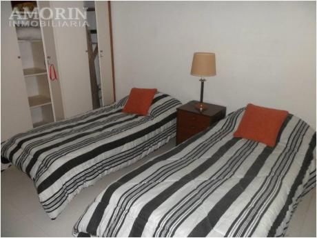 Casas En Punta Del Este: Amo123c