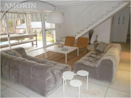 Casas En Punta Del Este: Amo123c
