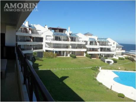 Apartamentos En Manantiales: Amo63a