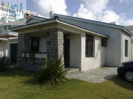 Casas En Playa Mansa