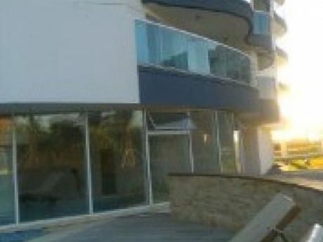 Apartamentos En Playa Mansa