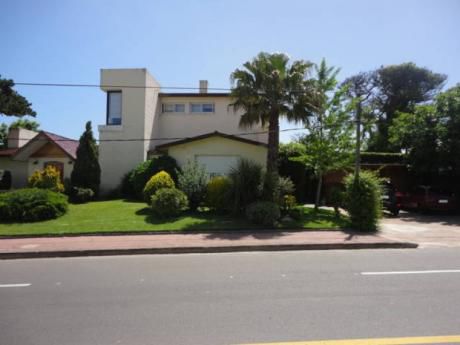 Casa En Punta Del Este Mansa