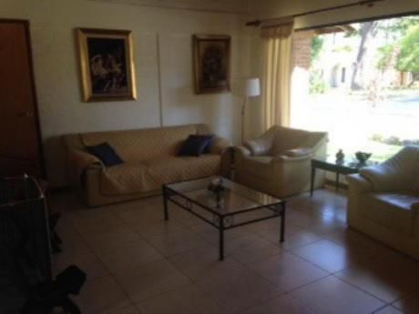 Casas En Playa Mansa: Anc341c