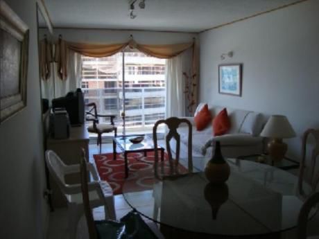 Apartamentos En Playa Brava: And167a