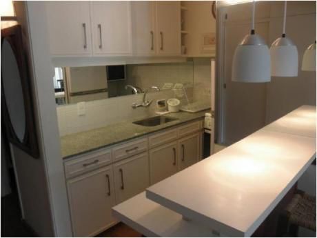 Apartamentos En Playa Mansa: And1913a