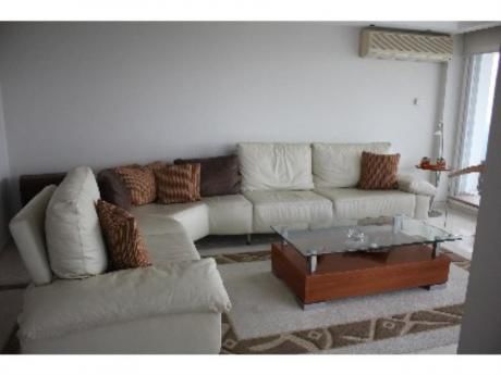 Apartamentos En Playa Mansa: And2472a