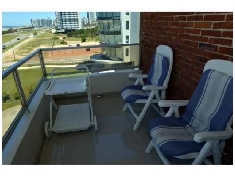 Apartamentos En Playa Brava: And3411a