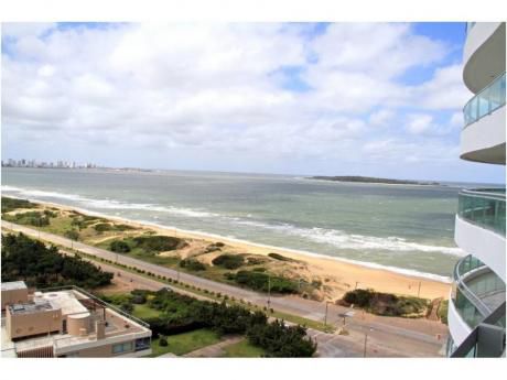 Apartamentos En Playa Mansa: And3861a