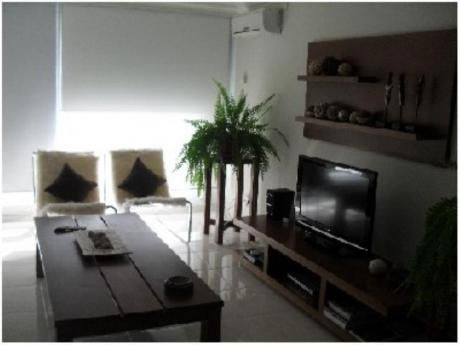 Apartamentos En Playa Mansa: And38a
