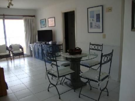 Apartamentos En Playa Brava: And77a