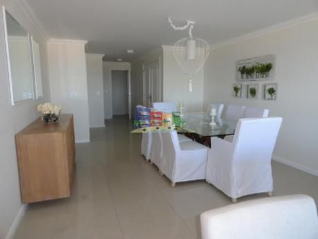 Apartamentos En Playa Brava: Bbp35a