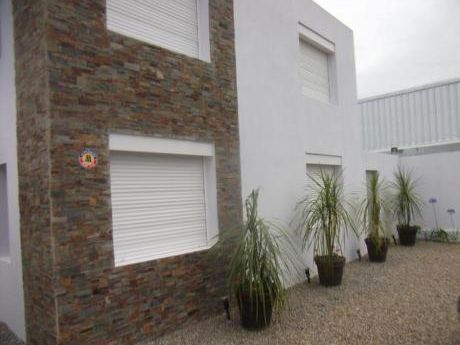 Apartamentos En Aigua : Blm590a
