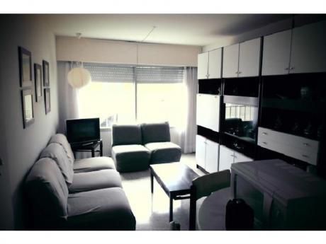 Apartamentos En Playa Brava: Cyc146a