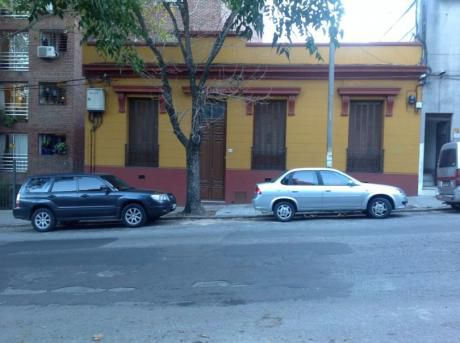 Sobre Cufre A Pocos Metros De Tres Cruces