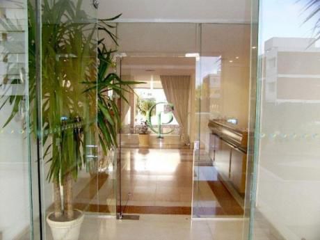 Apartamentos En Playa Brava: Cpt10933a