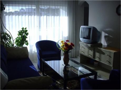 Apartamentos En Playa Mansa: Cpt721a