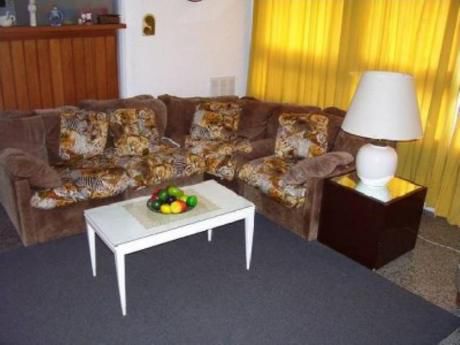 Apartamentos En Playa Mansa: Cro1116a