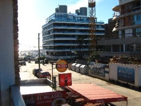 Apartamentos En Península: Cro2403a