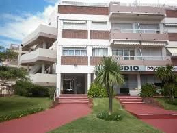 Apartamento De 1 Dormitorio, Baño Cocina Living Com, Terraza