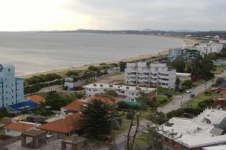 Apartamentos En Península: Gll1055a