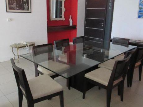 Apartamentos En Playa Mansa: Idg9a